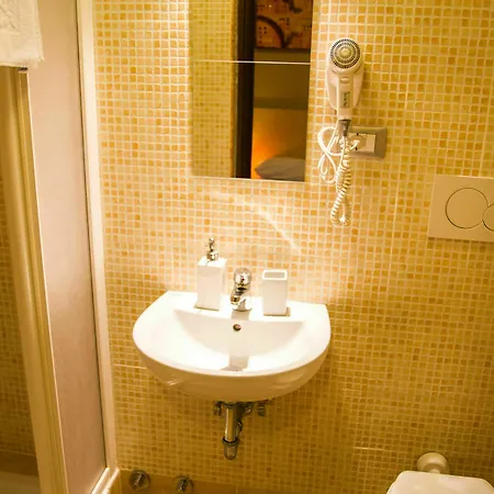 Guest house Mosaic Central Guest House